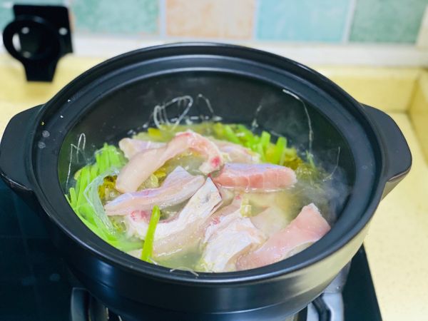 粤式老坛酸菜鱼