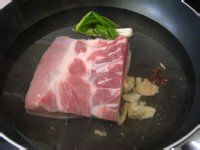 芋香扣肉的做法