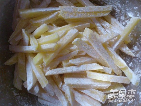 如何炸出金黄色的薯条
