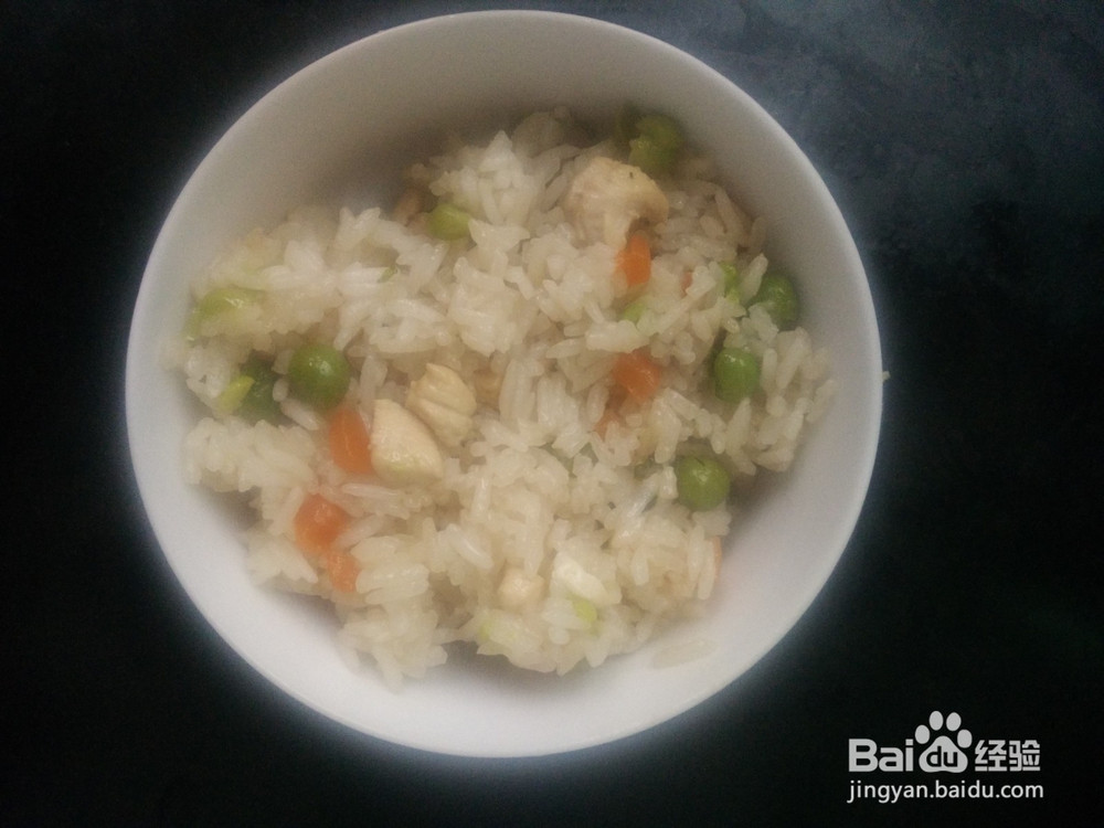 美味鸡肉豌豆焖饭