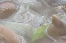 黄豆猪脚的做法