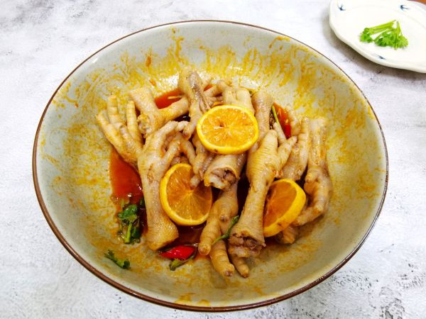百香果酸辣鸡爪