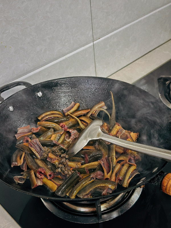 鳝鱼咸菜炖黄瓜
