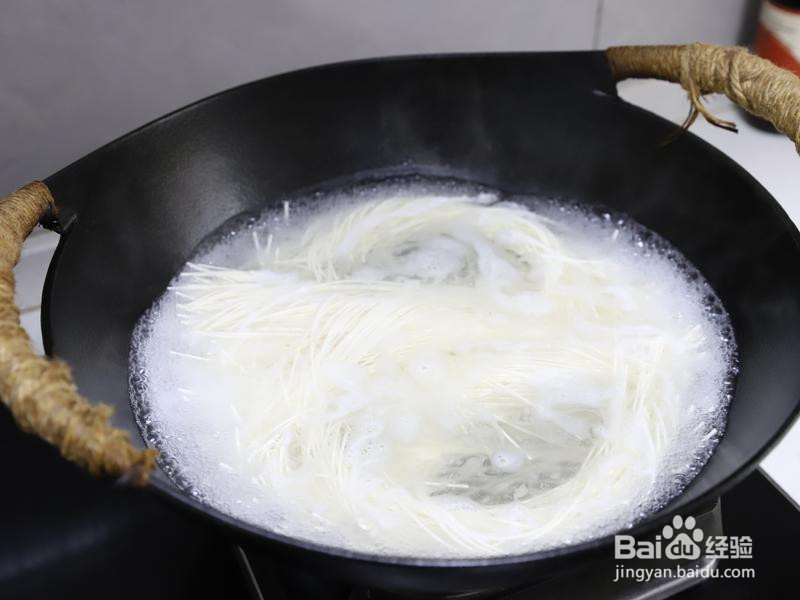 葱油拌面的做法