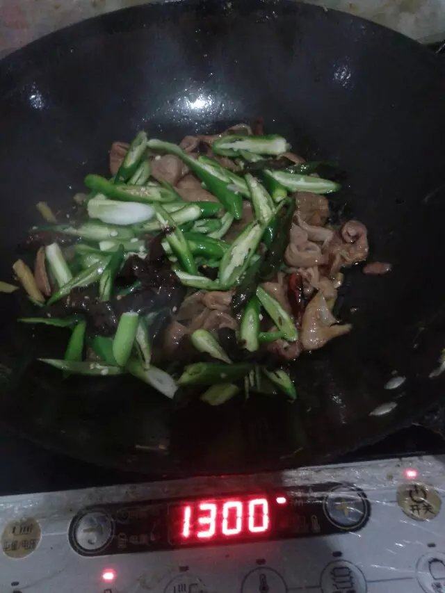 美味的尖椒肥肠的做法，你学会了吗