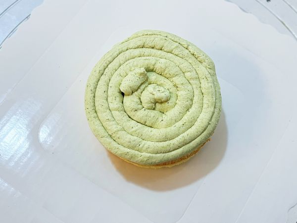 生椰白桃乌龙茶蛋糕