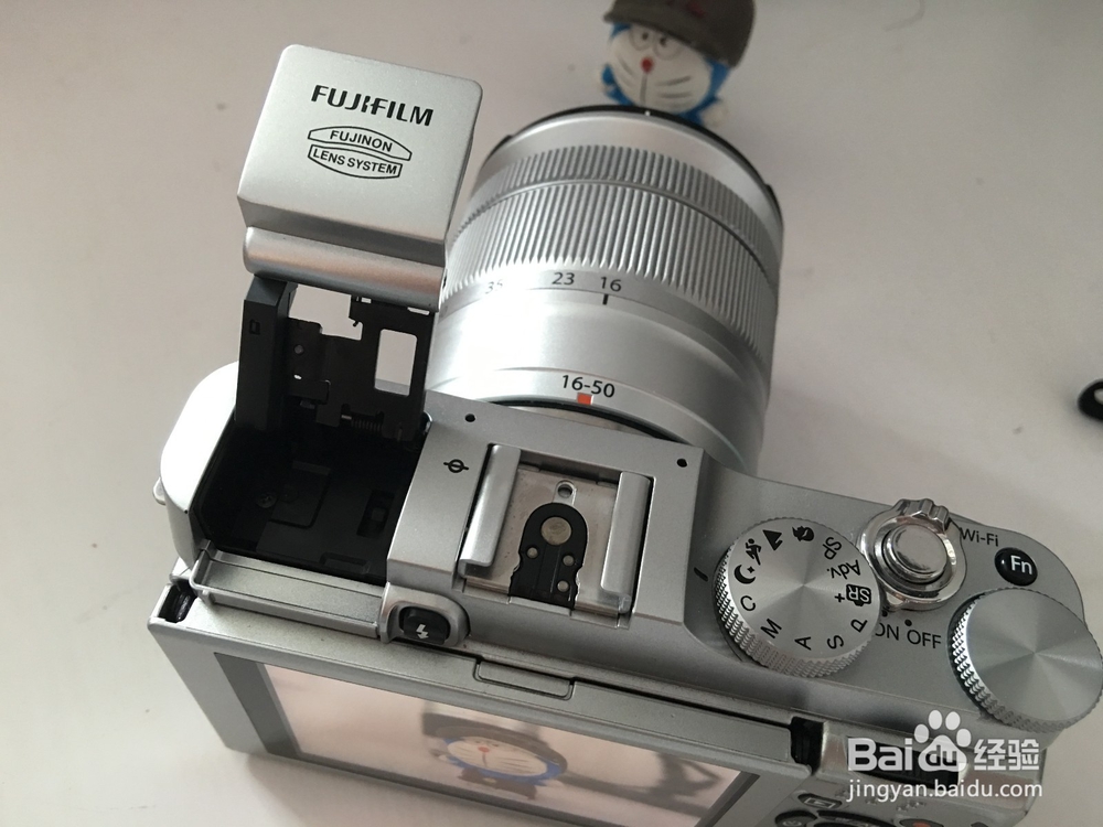 富士X-A2怎样开启闪光灯?