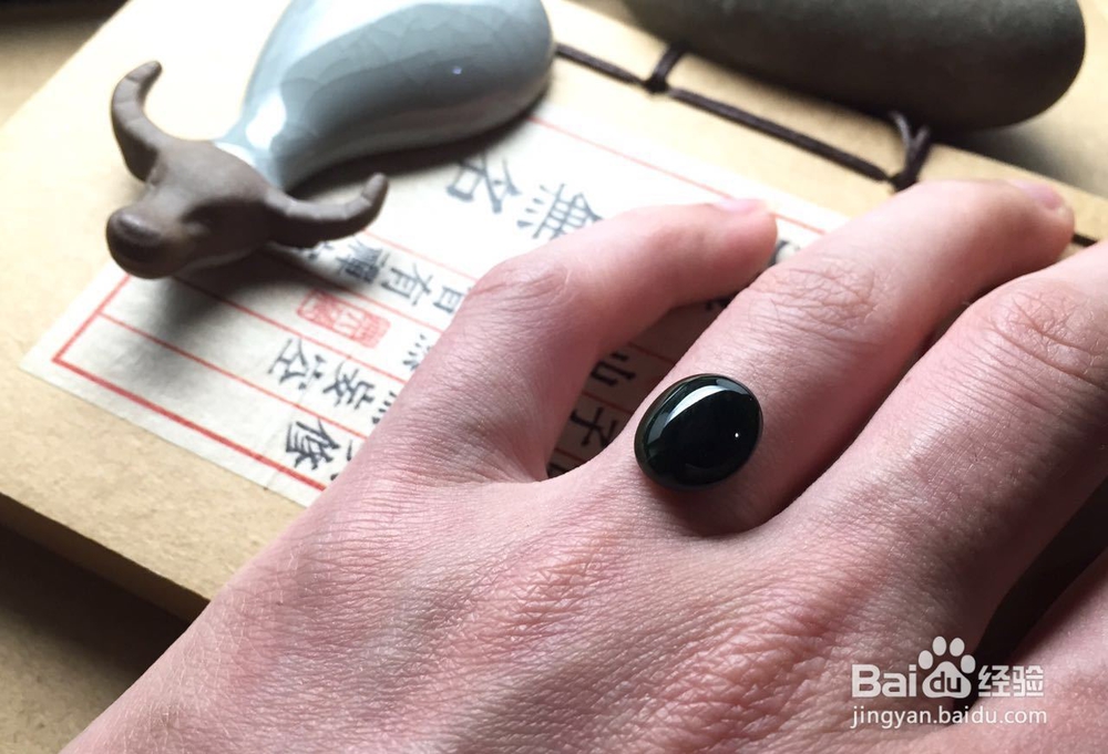 黑色的翡翠就叫墨翠吗?