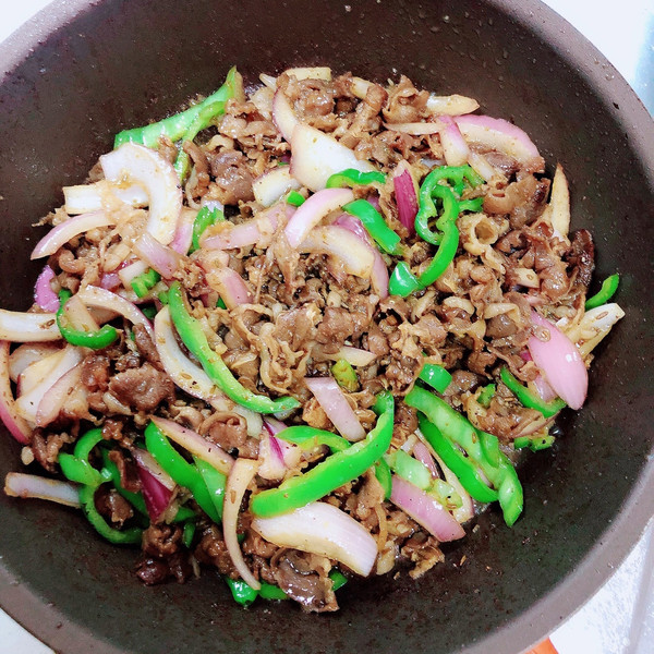 孜然黑椒羊肉卷