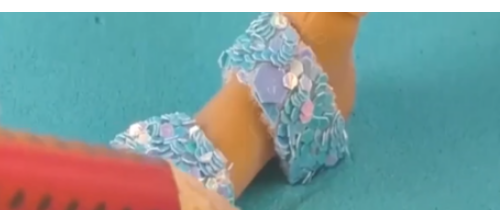 芭比的亮片凉拖鞋怎么做