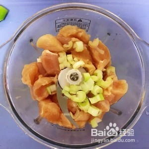 高蛋白减脂的鸡胸肉鸡蛋卷