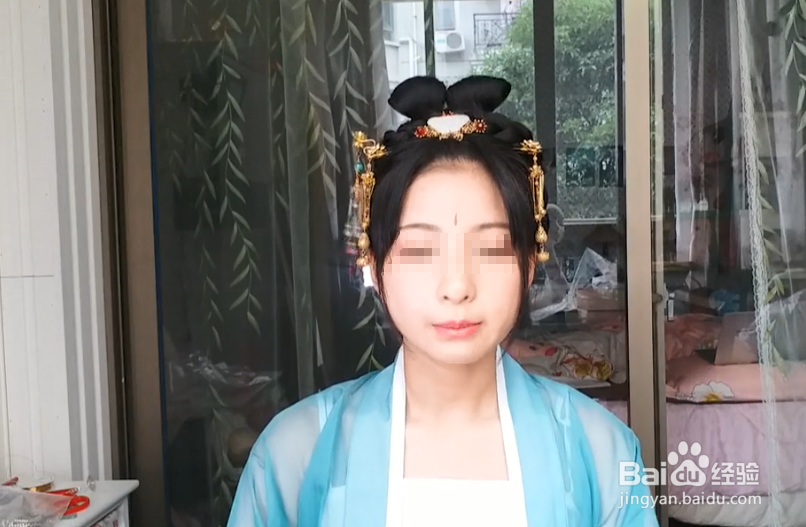 怎样做无发包的双耳髻发型
