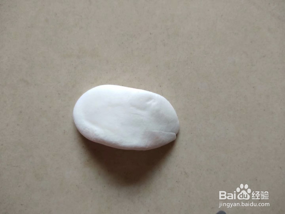 如何用橡皮泥捏一个小燕子