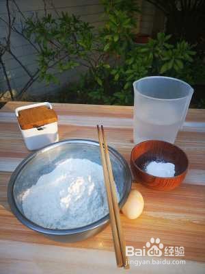 在家做香酥可口的油条