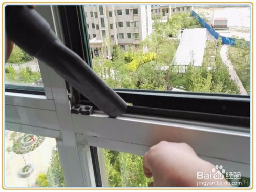 高层楼房怎样擦玻璃窗