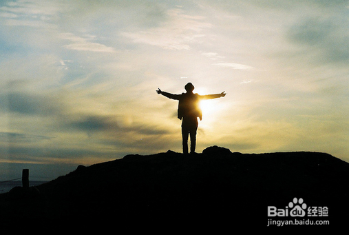 《爱情回来了》热播，感同身受的我们该何去何从