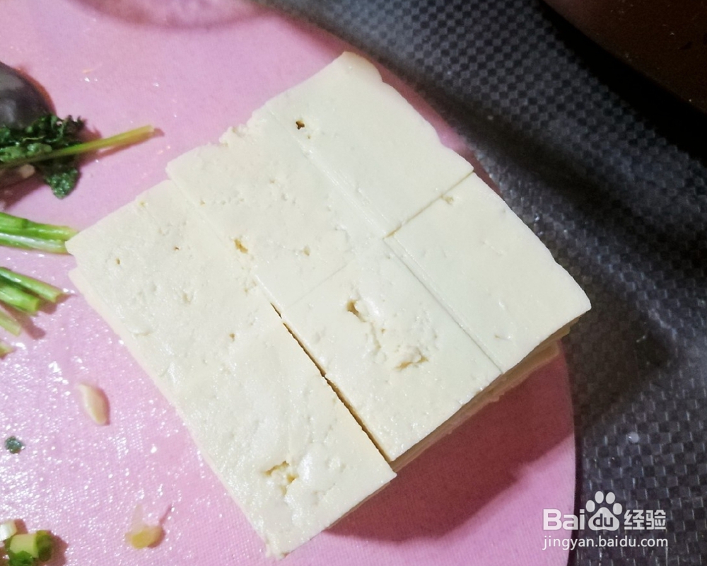怎么做豆腐鲫鱼汤,奶白色好看又好吃!