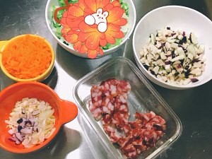 怎么做茄子香肠煲仔饭