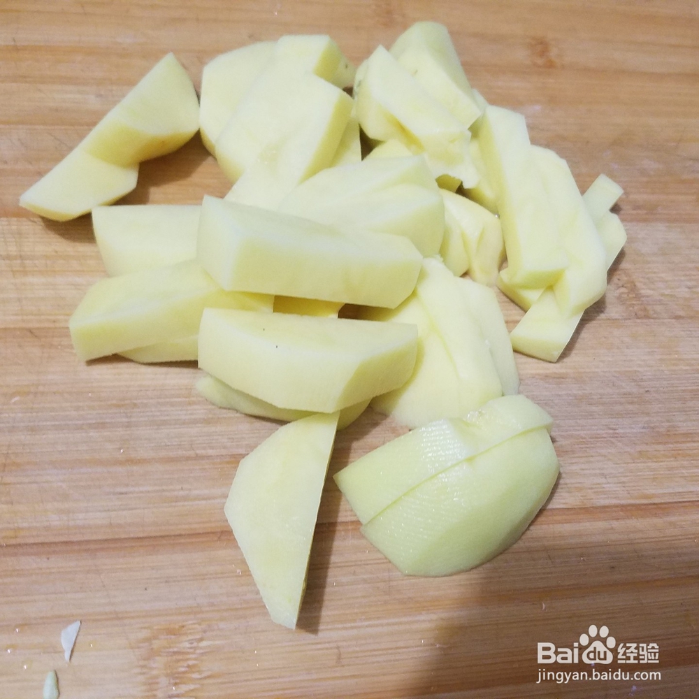 土豆炖白菜怎么做