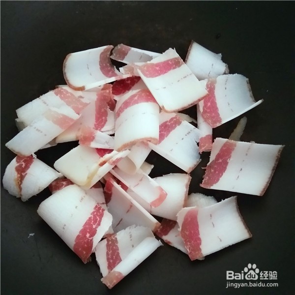 腊肉烧大蒜的做法