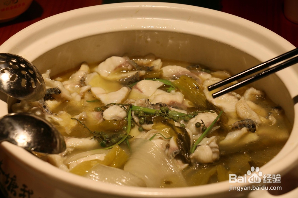 酸菜炖鱼片的制作方法