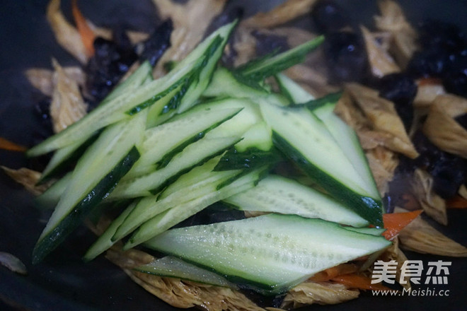 腐竹素小炒的做法