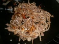 如何做茶树菇炒肉丝