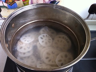 如何制作糖醋焖藕