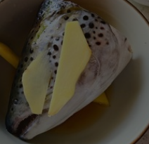 三文鱼头炖豆腐的做法