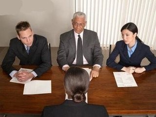 沟通过程中如何营造良好的氛围？