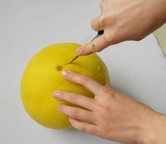 生活小常识（如何挑选美味可口的柚子）