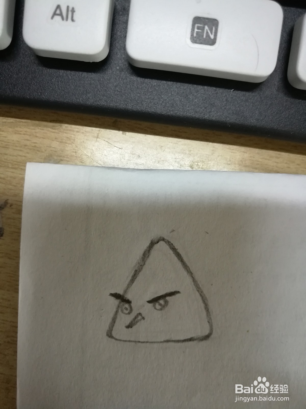 如何简笔画愤怒的小鸟