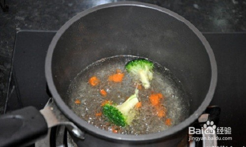 蔬菜蛋黄布丁怎么做