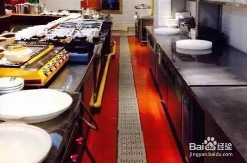 像茄子歌快休闲餐饮那样现场烹饪需要注意什么？