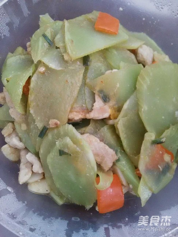 莴笋炒肉的做法