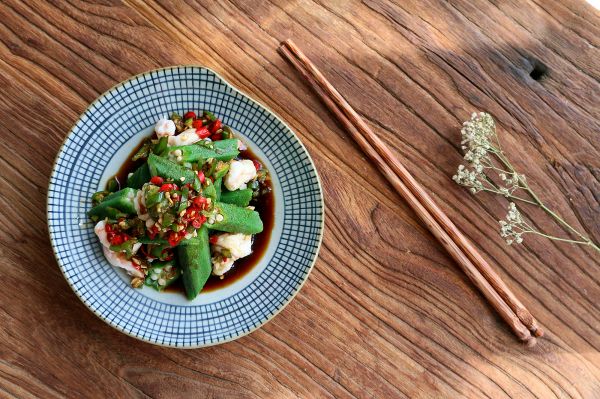 酸辣秋葵拌虾仁