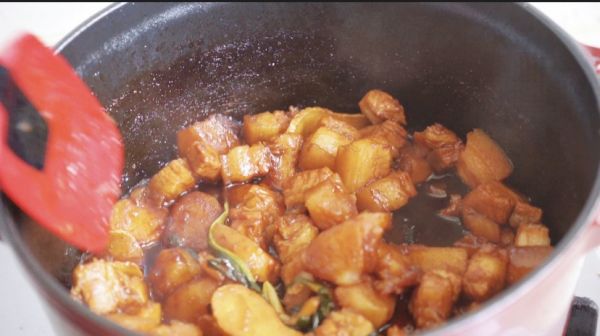 土豆桂花红烧肉