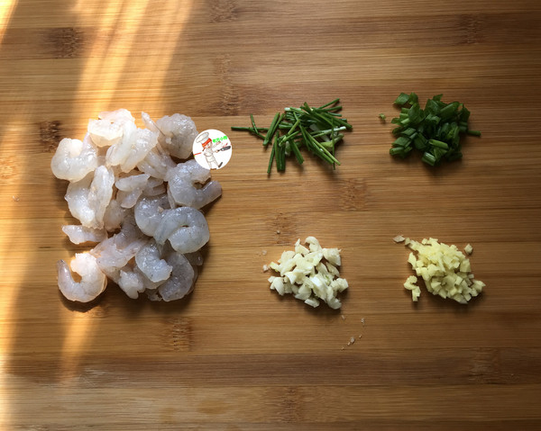 虾仁鸭血豆腐煲