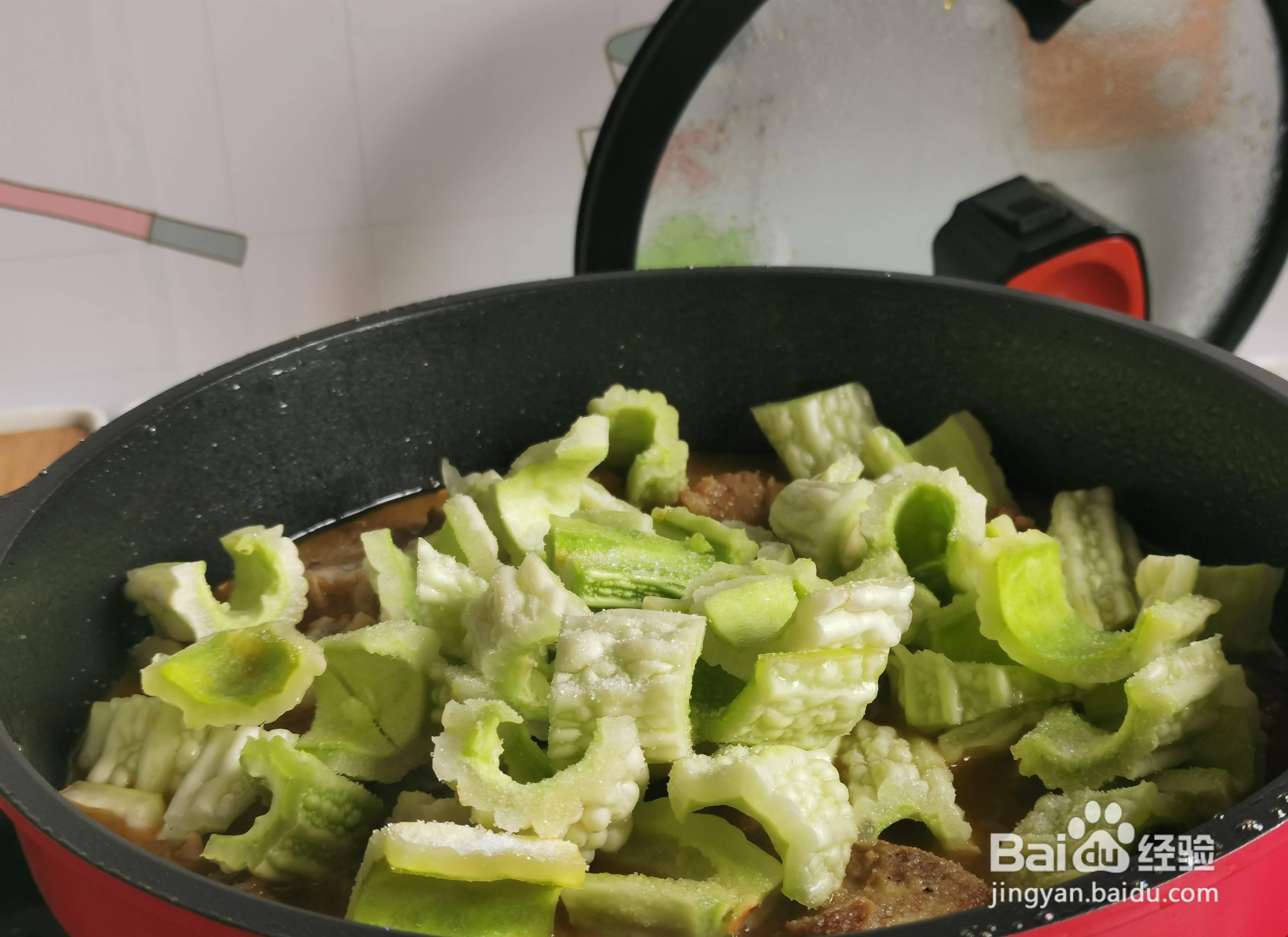 怎么做好吃的苦瓜烧排骨