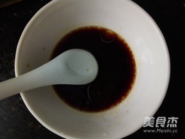 广式腊肠煲仔饭