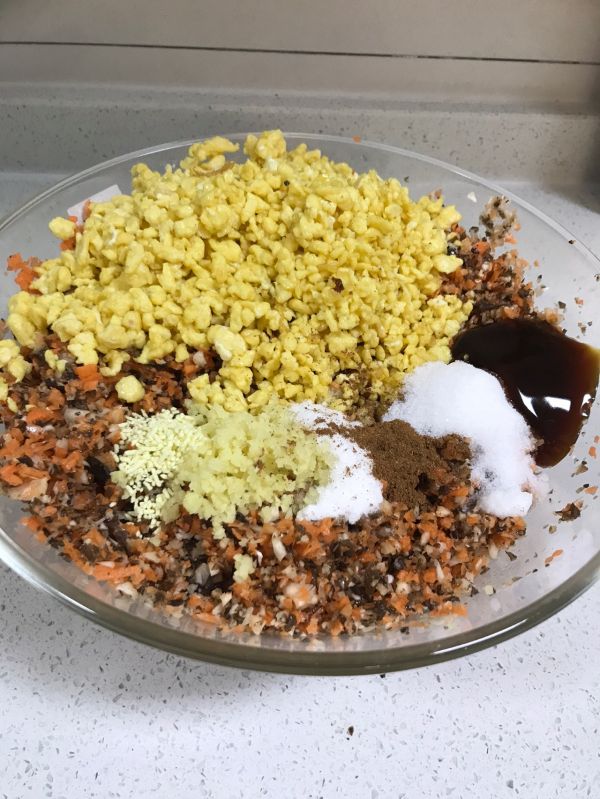 胡萝卜鸡蛋水饺