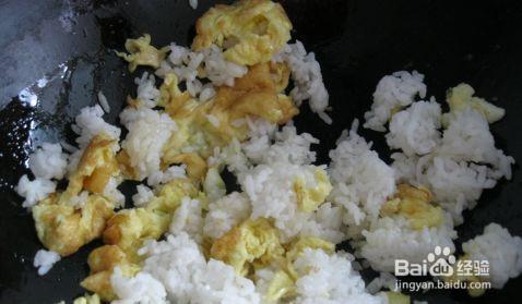 跟着学人人都喜欢的酱油蛋炒饭