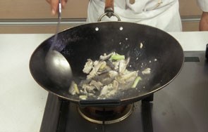 家常菜：辣椒炒牛肚