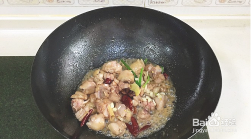 玉米炖鸡肉的做法