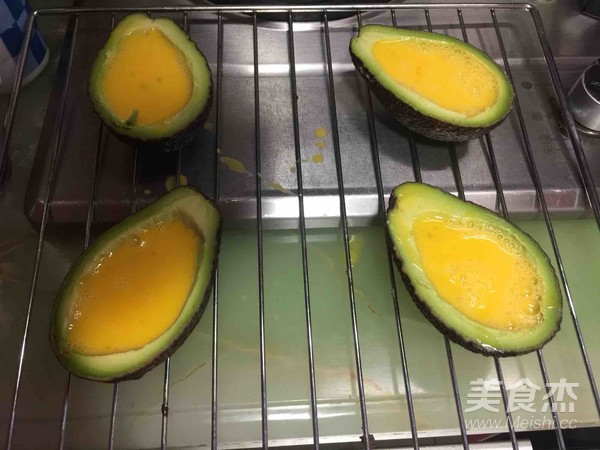 芝士蛋焗牛油果＆牛油果酸奶