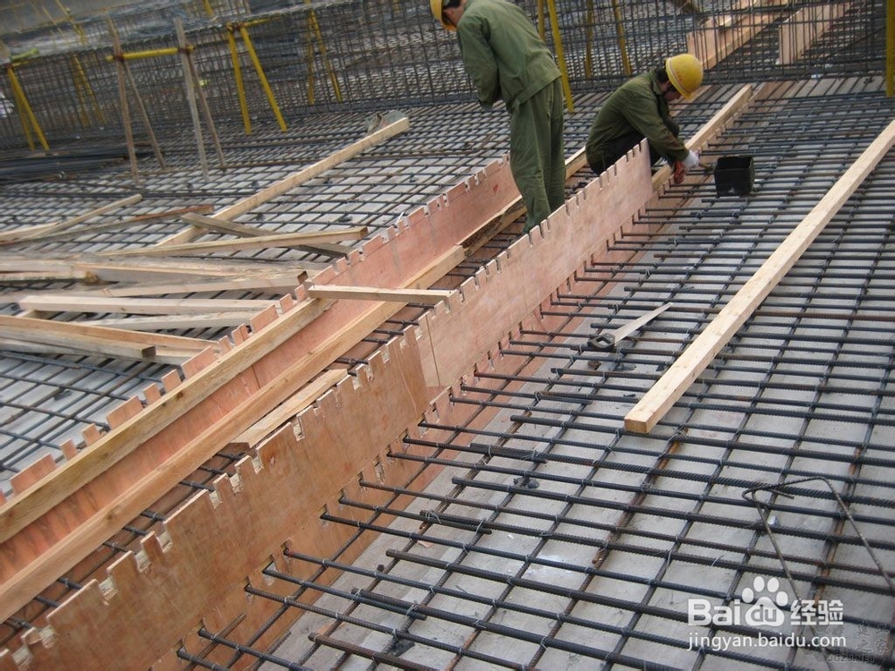 如何防止大体积混凝土浇筑后出现裂缝