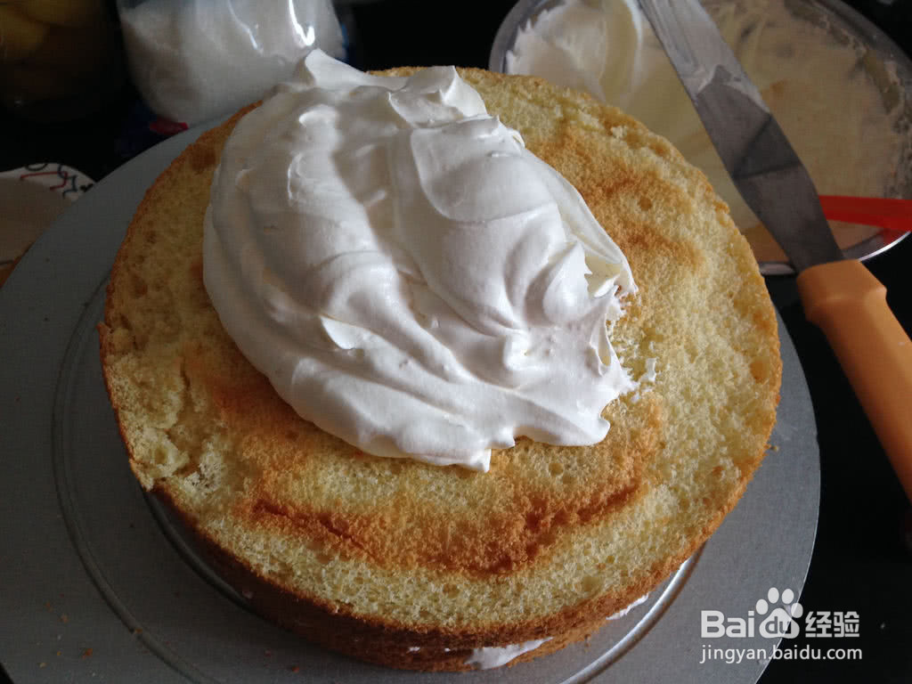 大黄鸭奶油蛋糕的做法