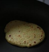 玉米面片炒彩蔬
