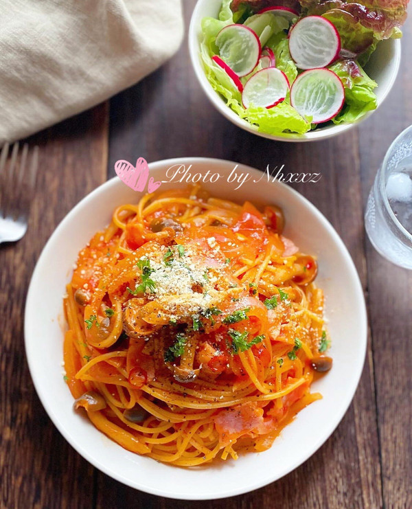 番茄原汁煮意大利面