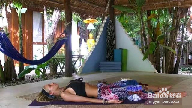 有助睡眠的瑜伽体式